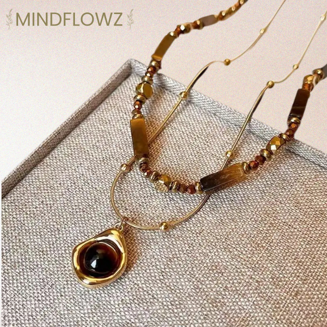 Selene - suojaava Tiger Eye -riipus